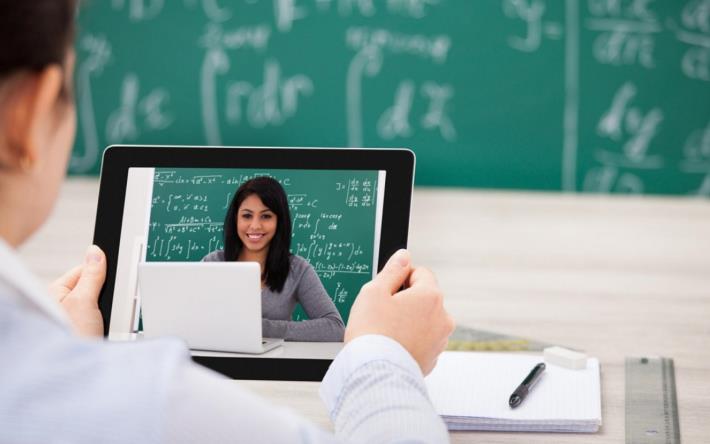 Illustration for the Education and Distance Learning press release